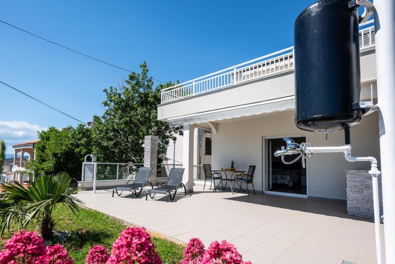 Apartments Omorfia Kraljevica Extérieur photo