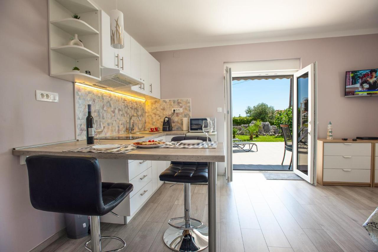 Apartments Omorfia Kraljevica Extérieur photo
