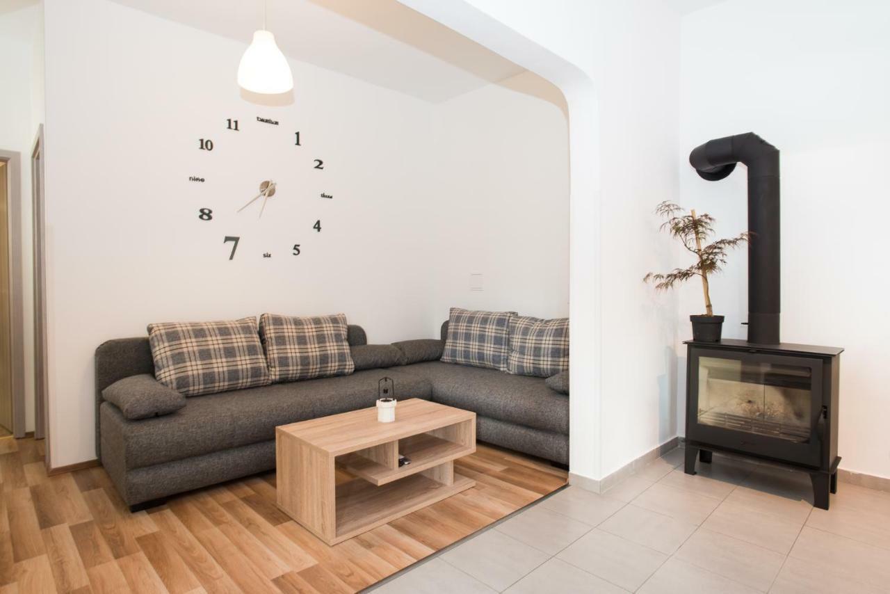 Apartments Omorfia Kraljevica Extérieur photo